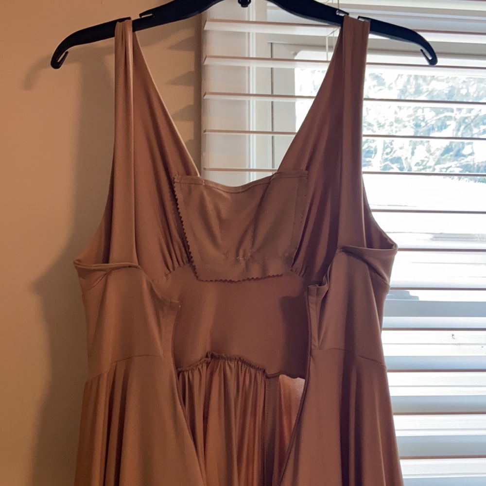 Studio Minc Gown Worn Once Only In Champagne - image 6